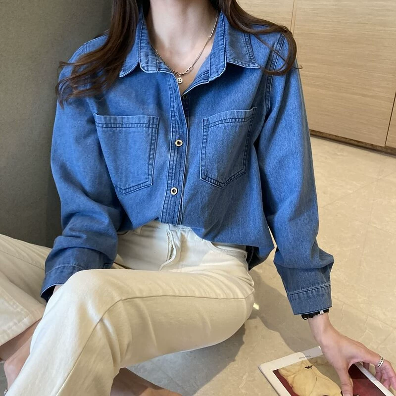 Camisa de mezclilla suave estilo Hong Kong, azul oscuro, retro, de hombros rectos, para mujer, colección primavera/otoño 2026, top petite, estilo vintage. C01-Azul imagen 1