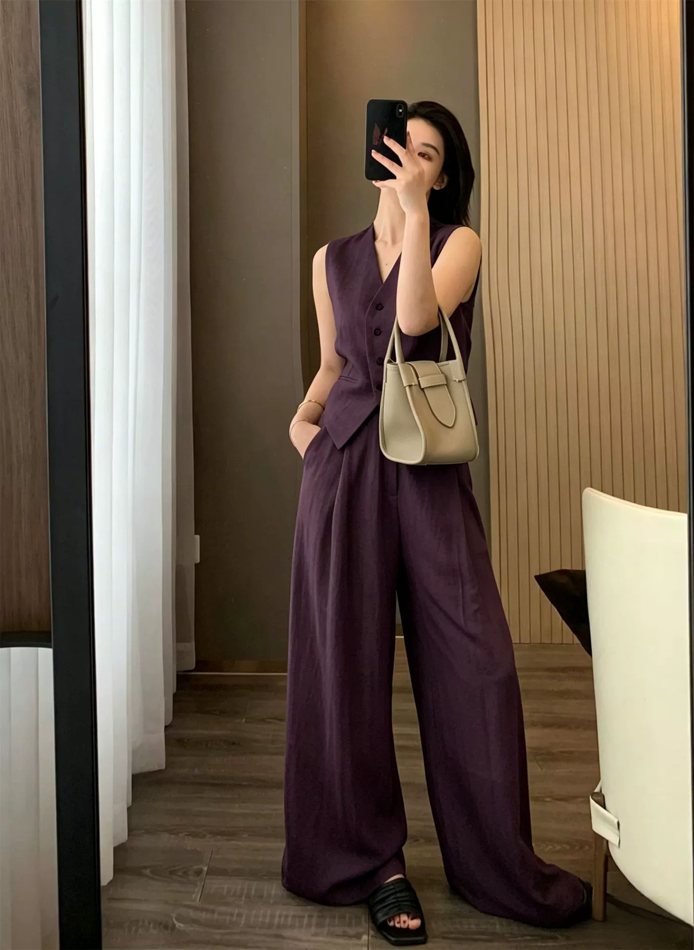 Traje de lino Tencel sin mangas, elegante, estilo "old money" de verano 2026, chaleco de moda, pantalones holgados, conjunto de dos piezas para mujer. Conjunto de chaleco morado imagen 1