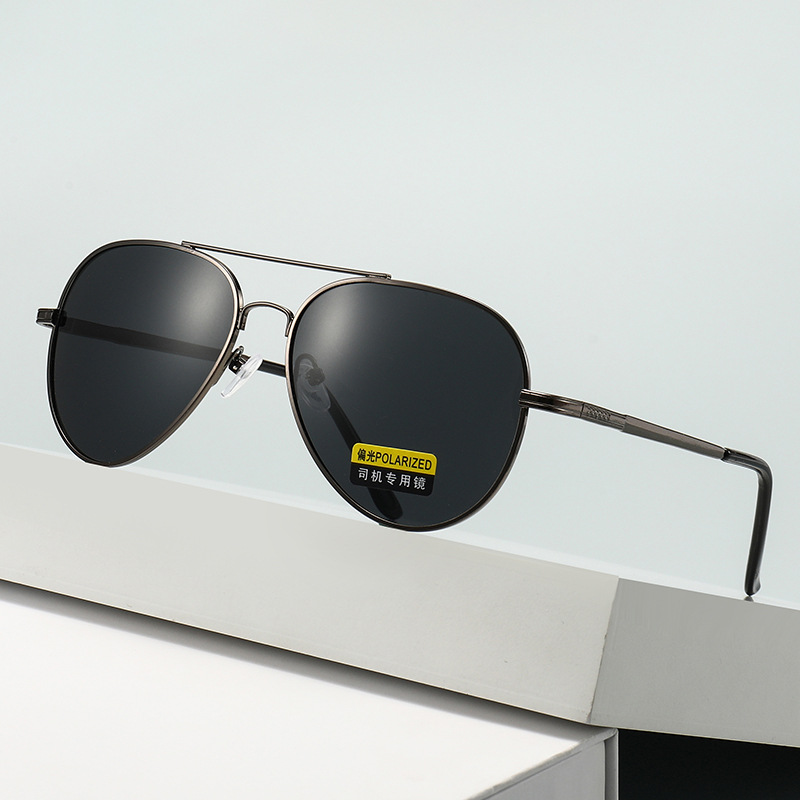 Gafas de Sol Polarizadas Rana Gran Tamano - Montura de pistola con lentes polarizadas negrogris imagen 1