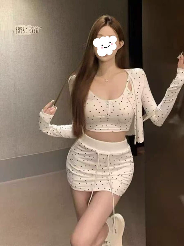 Conjunto de primavera: cárdigan de manga larga para mujer, camisola y shorts casuales Spicy Girl - Conjunto de 3 piezas Color de la imagen imagen 1