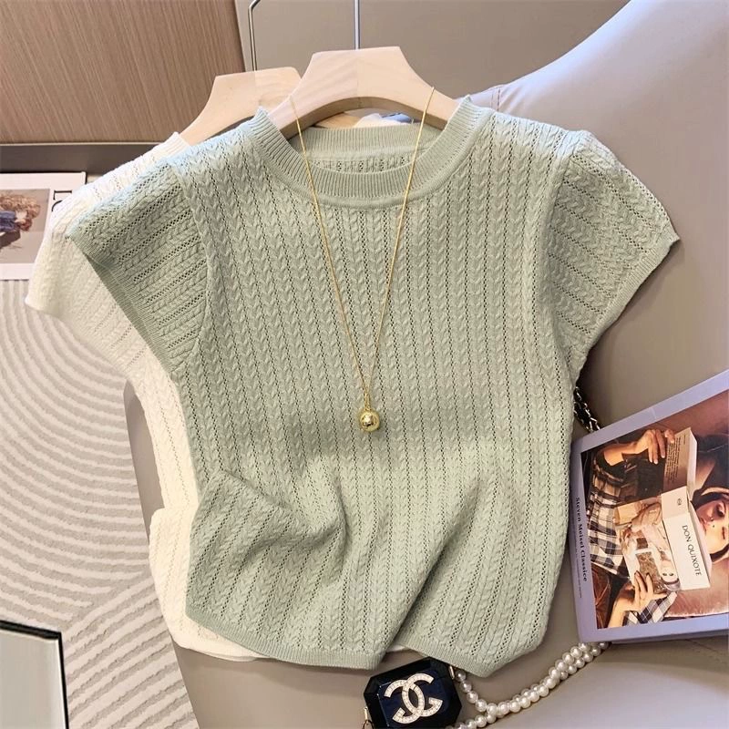 Camiseta de punto de seda helada con recortes franceses de manga corta para mujer, nueva colección Primavera/Verano 2026, diseño elegante y exclusivo, suéter de moda. verde imagen 1