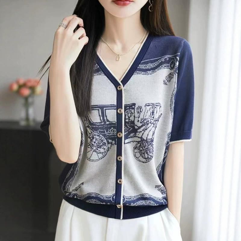 2025 verano nuevo estilo de alta gama retro jacquard con cuello en V camiseta de seda de hielo suéter mujer estilo occidental a juego de colores camisa pequeña Color de la imagen imagen 1