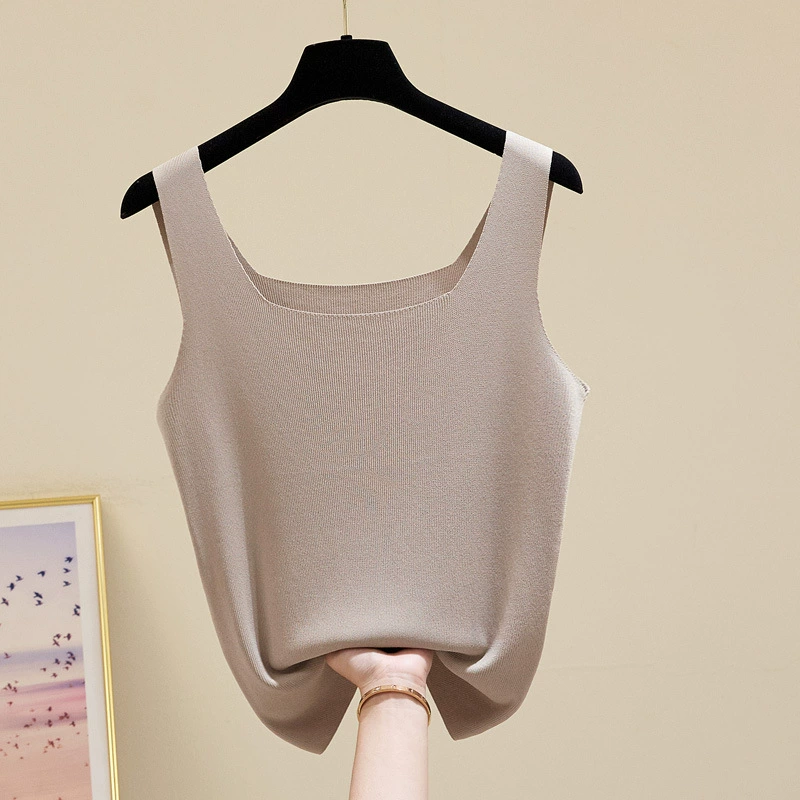 Camisola de seda helada para mujer, ideal como prenda interior para cubrir los costados del busto. También perfecta como prenda exterior. Elegante top sin mangas con cuello cuadrado en forma de "I", tejido de punto, ideal para el verano. café ligero imagen 1