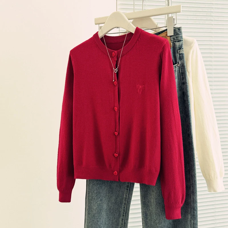 Cárdigan de punto de manga larga con lazo bordado para mujer, otoño/invierno 2025, camiseta base de capa interior, suéter, top corto rojo imagen 1