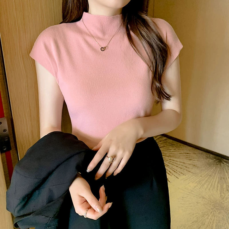 Camiseta negra de punto de manga corta para mujer, sin mangas, con cuello medio alto, de seda helada, moderna y versátil, de corte ajustado y favorecedora. Rosa imagen 1