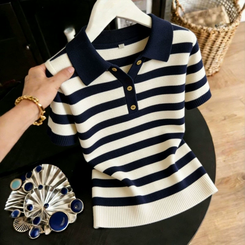 Camiseta de punto para mujer, manga corta, cuello POLO, rayas que cubren el vientre, seda helada, fina, a la moda, holgada, primavera y verano 2026 Color de la imagen imagen 1